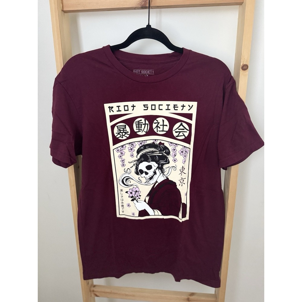 Riot Society‎ Shirt Men's Medium burgundy Graphic Short Sleeve Skull Anime Japan